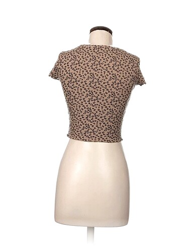 s Beden Pull and Bear T-shirt %70 İndirimli.