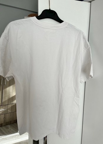 Beyaz Erkek V Yaka Basic Tişört - Görsel 2