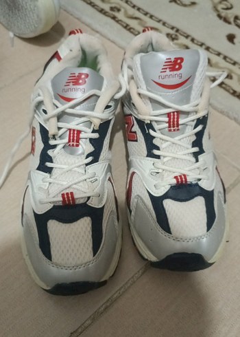 Renkli Baskılı Beyaz Bağcıklı Spor Ayakkabı - Görsel 2