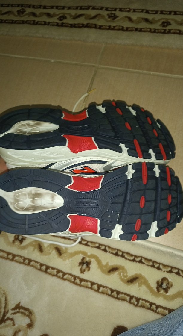 Renkli Baskılı Beyaz Bağcıklı Spor Ayakkabı - Görsel 5