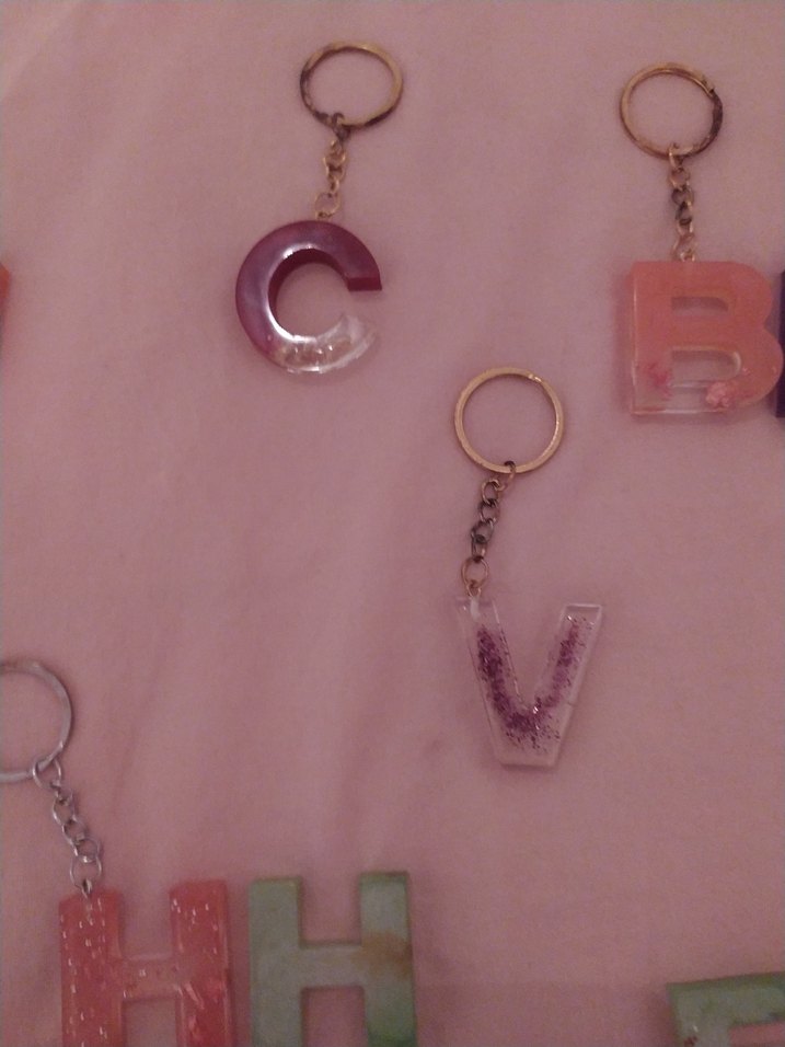 epoksi Pastel Renkli Zincir Detaylı Kadın Anahtarlık - Görsel 3