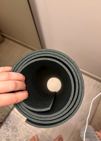 Siyah Yılan Desenli Egzersiz Matı - Görsel 2