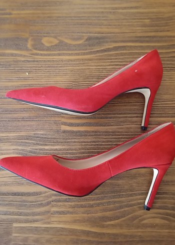 Kırmızı Süet Stiletto Topuklu Kadın Ayakkabı - Görsel 3