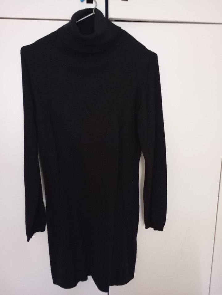 Siyah Yünlü Uzun Kollu Boğazlı Triko Elbise - Görsel 3