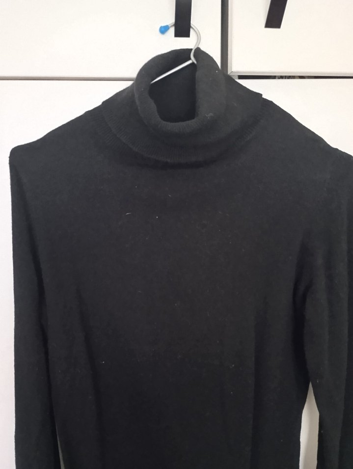 Siyah Yünlü Uzun Kollu Boğazlı Triko Elbise - Görsel 2