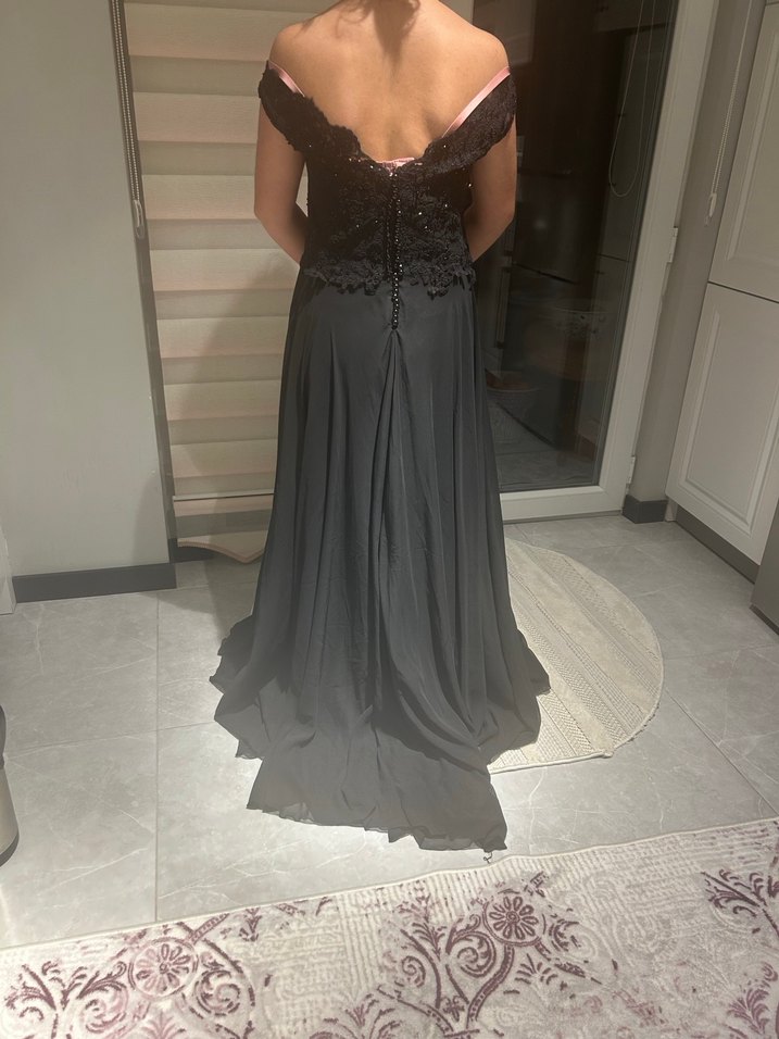 Siyah Straplez Uzun Gotik Abiye Elbise - Görsel 3