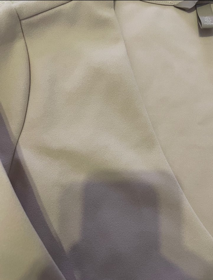 Beyaz V Yakalı Kadın Bluz - Görsel 3