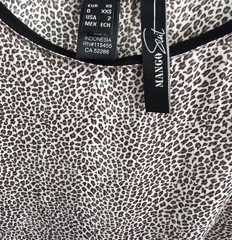 Gri Yılan Desenli Kısa Kollu Bluz - Görsel 3