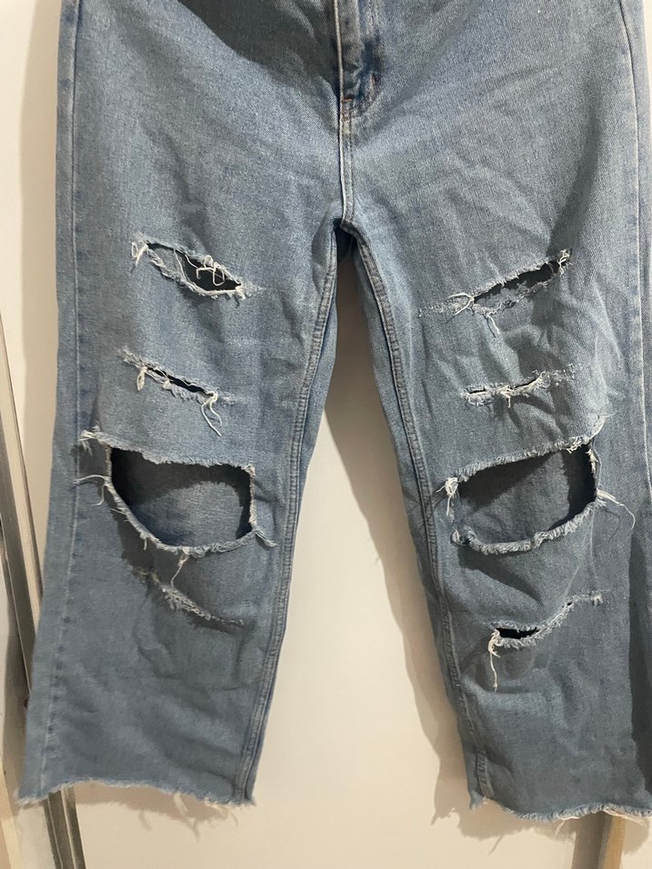 Yırtıklı İspanyol Jean - Görsel 2