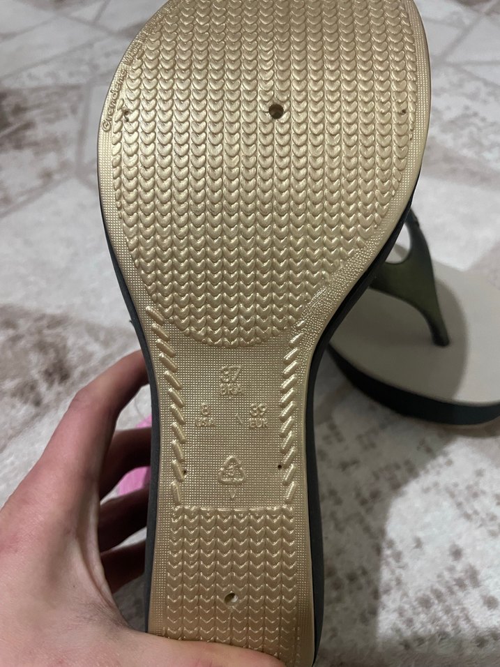 İpanema Dolgu Topuklu Terlik - Görsel 3