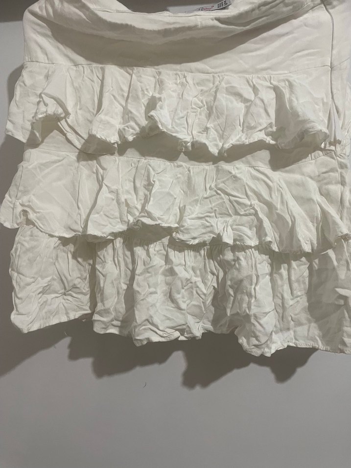 Beyaz Fırfırlı Mini Etek - Görsel 3