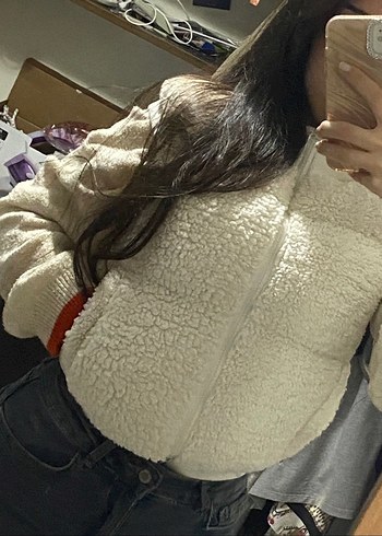 Beyaz Peluş Detaylı Kolsuz Kadın Yelek - Görsel 5