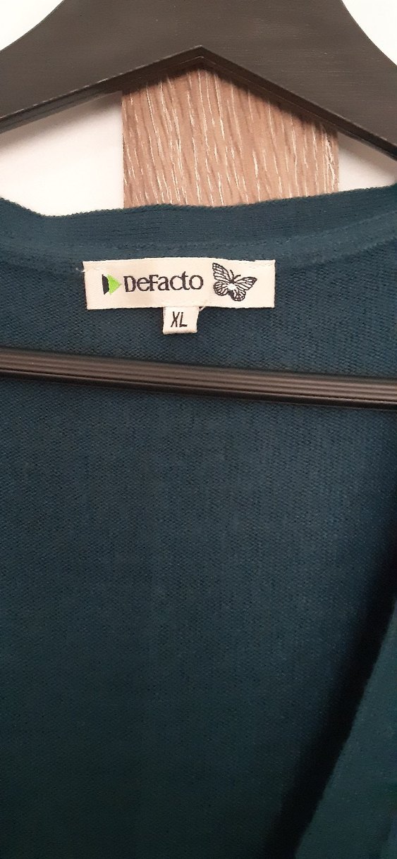 Düğmeli V Yaka Kısa Kollu yeşil Hırka - Görsel 3