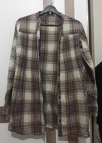 Düğmeli Uzun Kollu Kadın Gömlek - Görsel 2