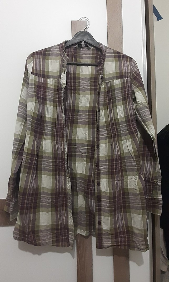 Düğmeli Uzun Kollu Kadın Gömlek - Görsel 2