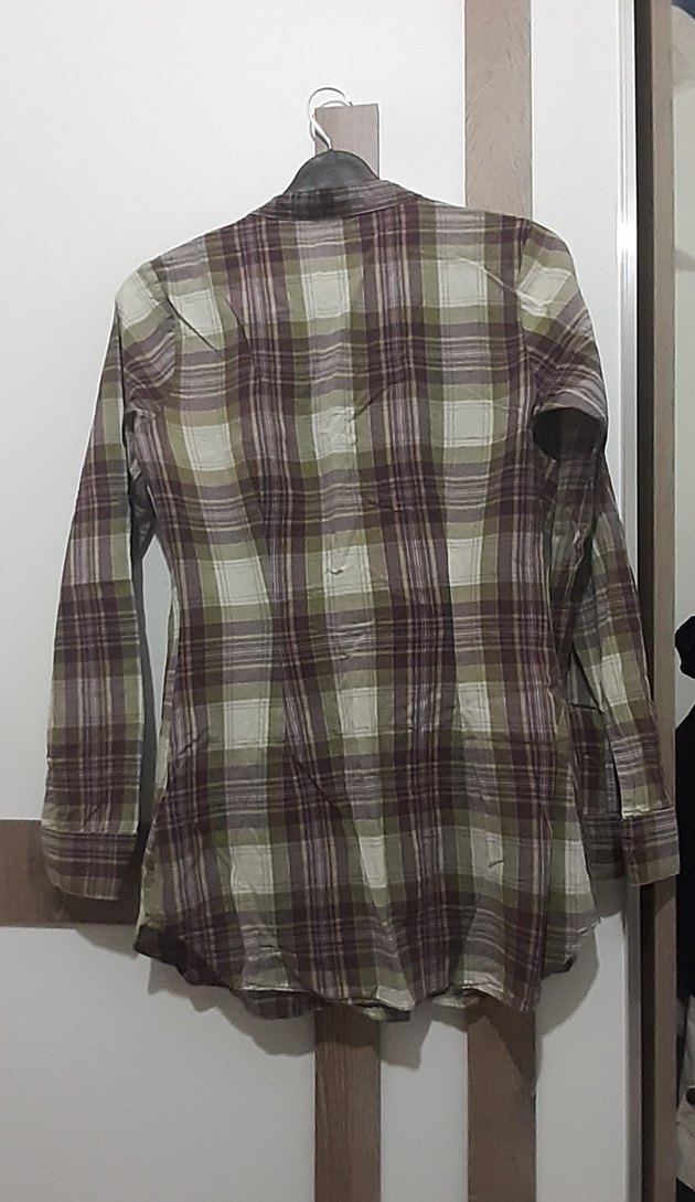 Düğmeli Uzun Kollu Kadın Gömlek - Görsel 3