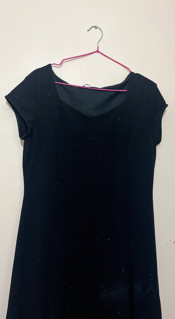 Siyah Midi V Yaka Kolsuz Kadın Elbise - Görsel 2