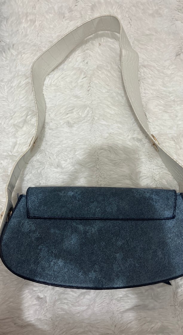 Tokalı Mavi Yılan Desenli Denim Kadın Çanta - Görsel 2