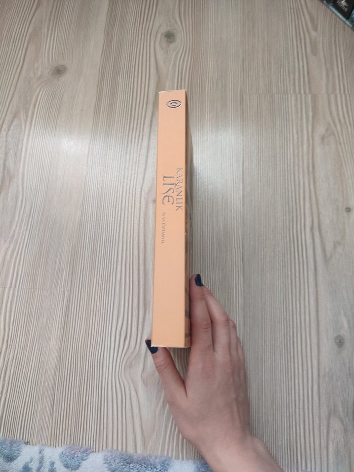 Karanlık Lise - Alya Özyantel - Görsel 3