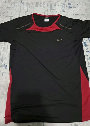 Siyah Kırmızı Kısa Kollu Spor Tişört - Görsel 2