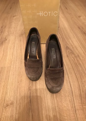 Kahverengi Süet Dolgu Topuklu Kadın Ayakkabı - Görsel 2