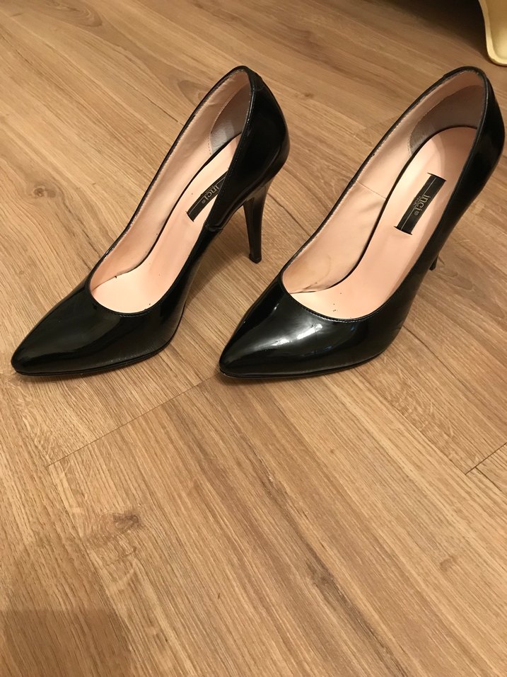 Siyah Parlak Rugan Stiletto Topuklu Kadın Ayakkabı - Görsel 2