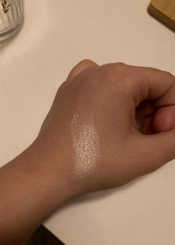 beaulis starry shine aydınlatıcı - Görsel 3