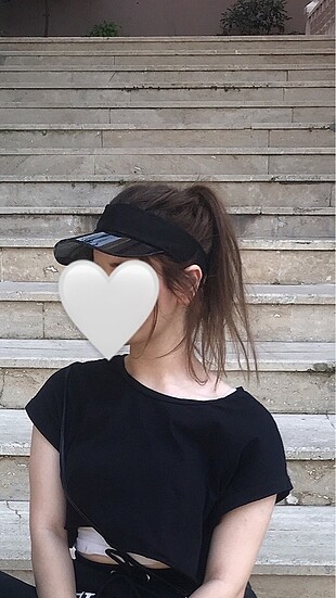 Bershka şapka
