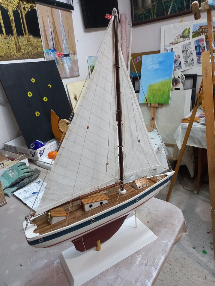 Beyaz Yelkenli Gemi Maketi - Görsel 3