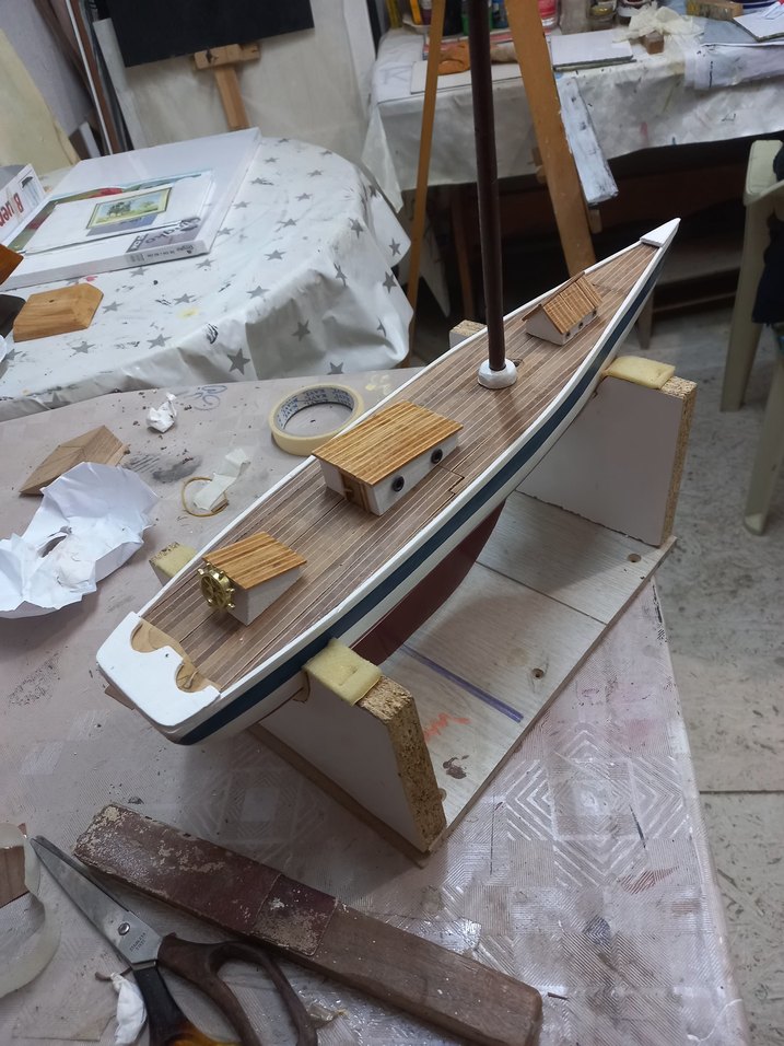 Beyaz Yelkenli Gemi Maketi - Görsel 5