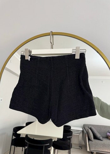 Stradivarius tuvit kumaş mini şort