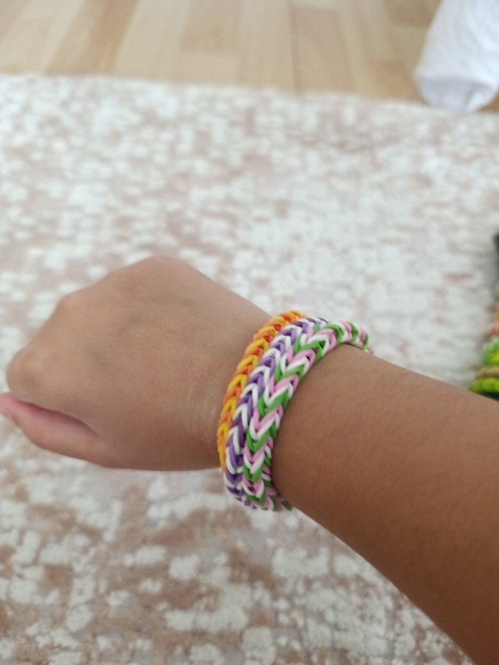 lastikten yapılmış bileklik - Görsel 4