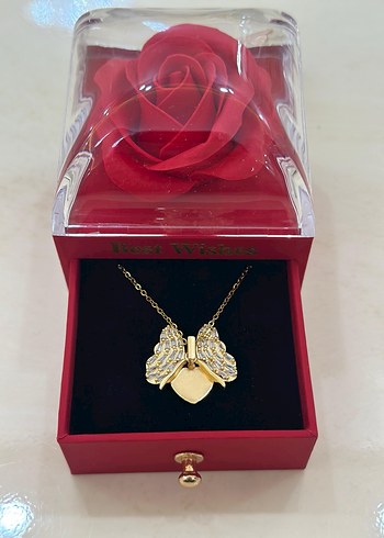 Altın Renk  Kişiye Özel 
Kelebek Kolye - Görsel 3