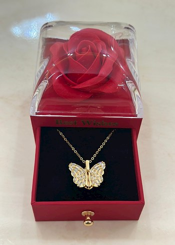 Altın Renk  Kişiye Özel 
Kelebek Kolye - Görsel 4