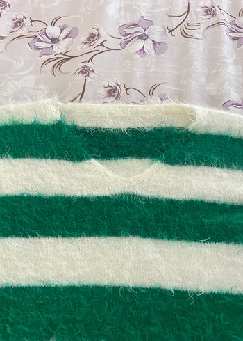 Yeşil Beyaz Çizgili Triko Kadın Kazak - Görsel 2