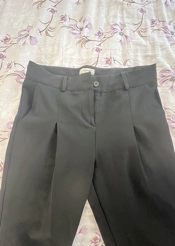 Siyah Pilili Kadın Kumaş Pantolon - Görsel 2