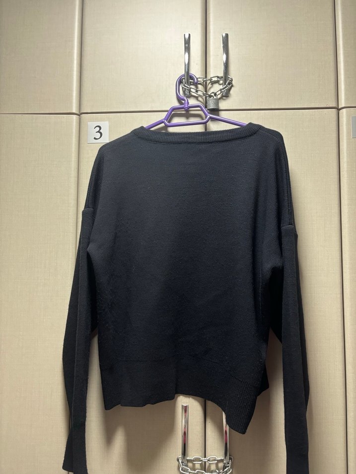 Düğmeli Siyah İşlemeli Kadın Hırka - Görsel 2