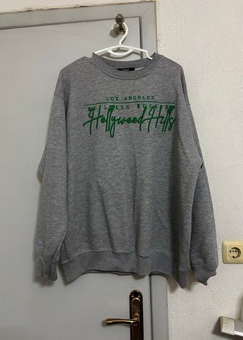 Gri Baskılı Kadın Sweatshirt - Görsel 2