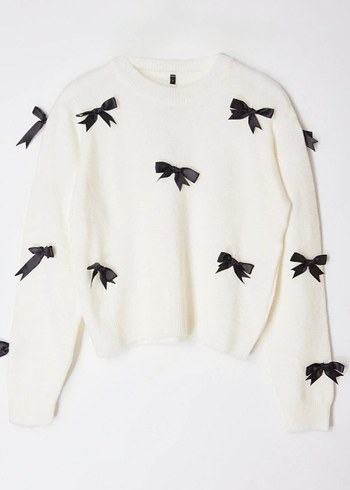 Beyaz kurdaleli kazak - Görsel 2