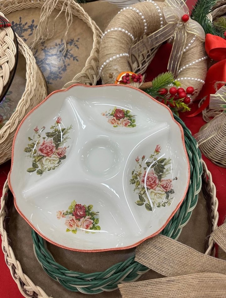 Vintage Beyaz Çiçek Desenli Bölmeli Tabak cam boyama el emegi - Görsel 2