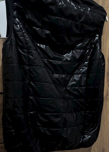 Siyah Fermuarlı Kadın Yelek - Görsel 2