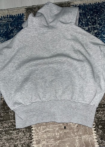 Gri Kapüşonlu Zincir Detaylı Kadın Sweatshirt - Görsel 2