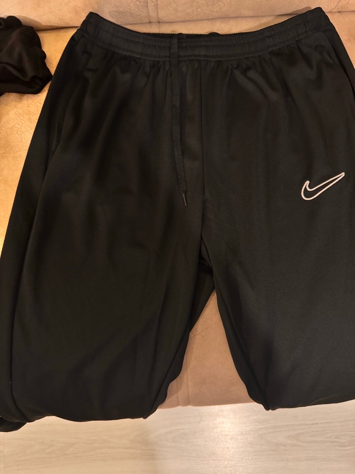 Kız çocuk  Siyah Nike Spor Eşofman Altı - Görsel 2