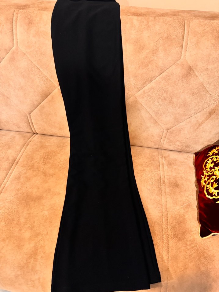 Kadın Siyah Fermuarlı İspanyol paça Kumaş Pantolon - Görsel 2