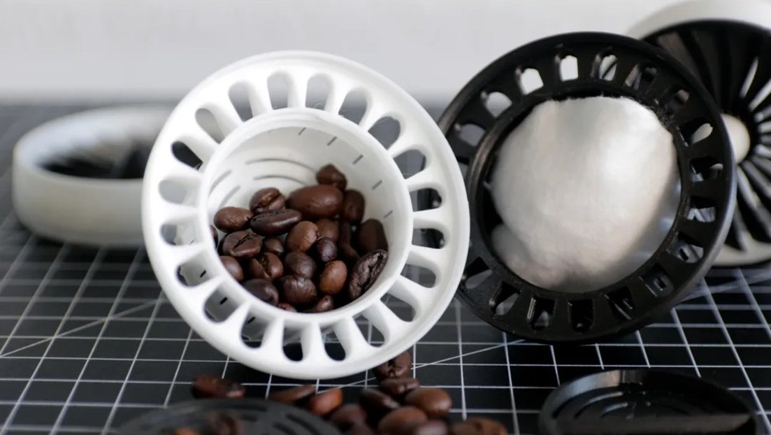 Beyaz ve Gri Araç Havalandırma Fanı - Görsel 2