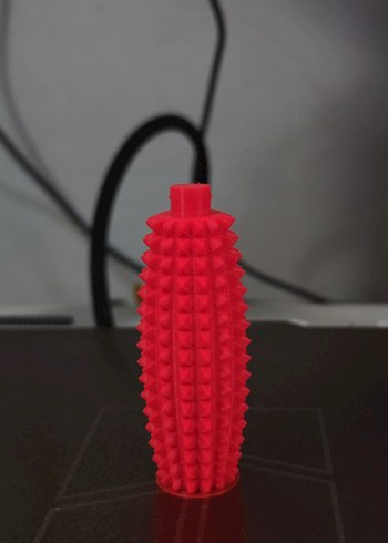 Kırmızı Püsküllü Kadın Anahtarlık - Görsel 2