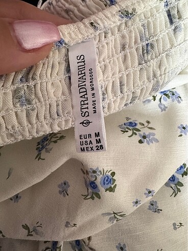 Stradivarius mini çiçekli elbise