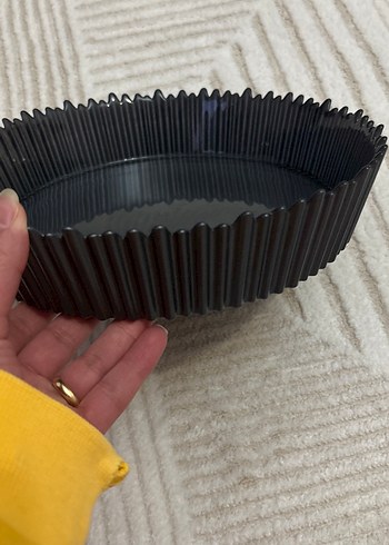 Siyah Dalgalı Kenarlı tabak - Görsel 3