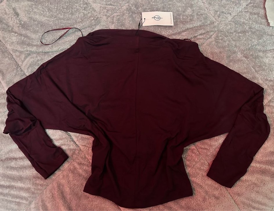 Bordo Asimetrik Deri Bluz - Görsel 4