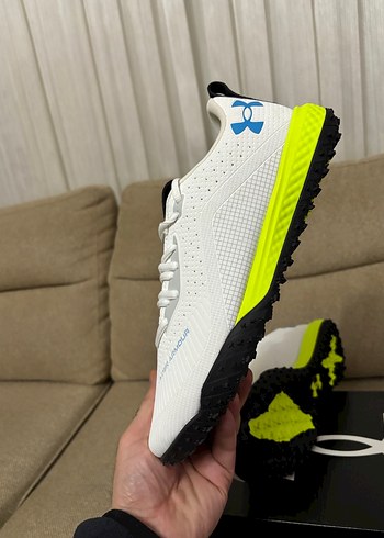 Under Armour Halı Saha Krampon - Görsel 3